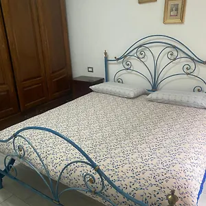 Bed & Breakfast Let&lat, Marcheno